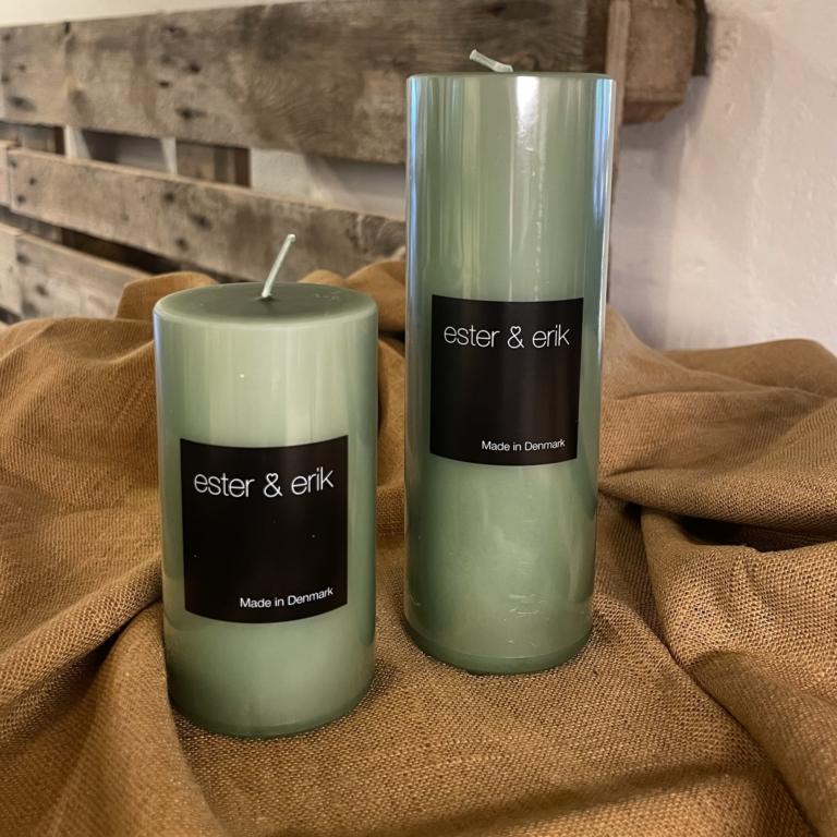 BLOKLYS GRØN - ESTER & ERIK