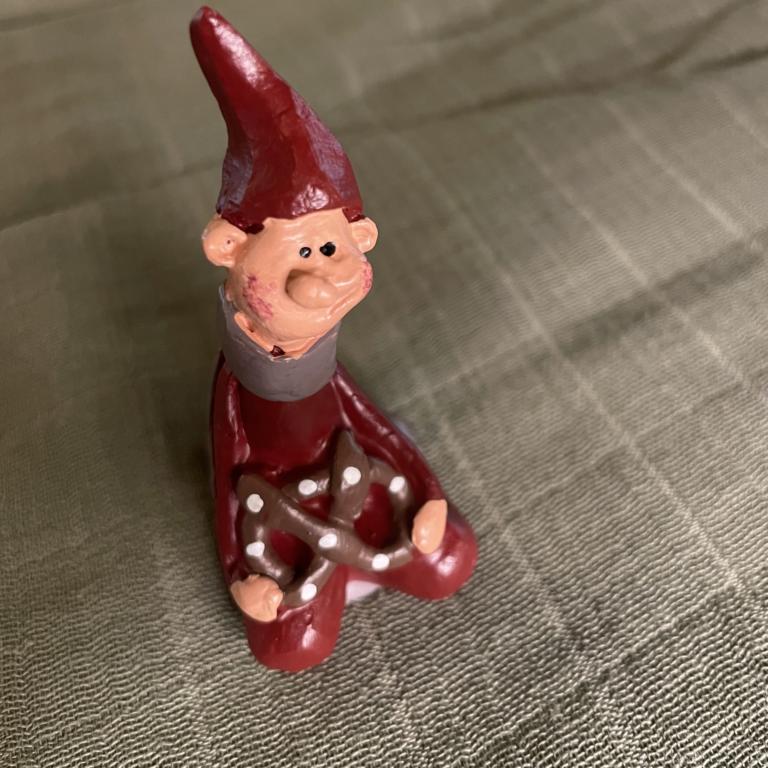 NISSE - KEVIN M KRINGLE